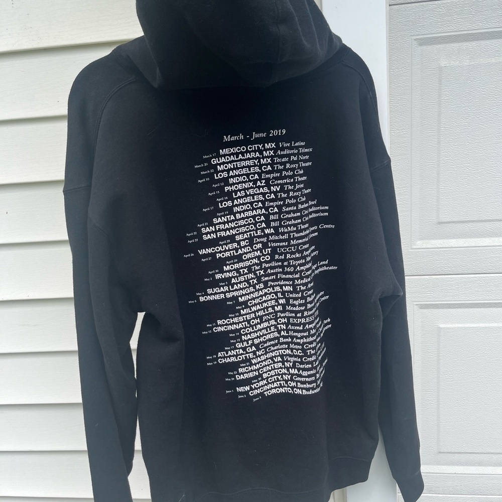 the 1975 abiior tour hoodie - Picture 2 of 3